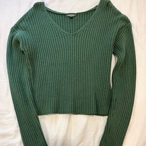 Women’s knitted long sleeve